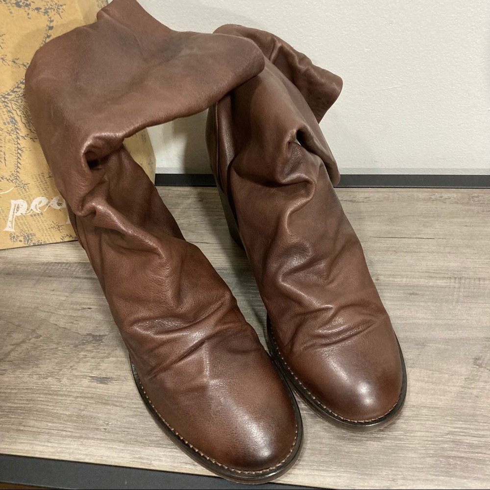 Free People Elle Block Heel Boot Chocolate Brown Leather Ruched Detail Boots NEW - Picture 8 of 16